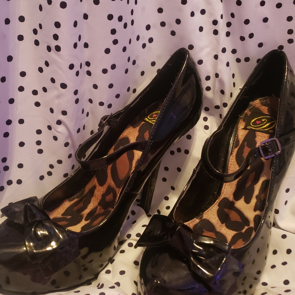 Dollhouse Patent leather stiletto heels